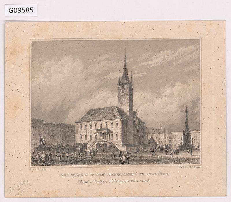 Náměstí s radnicí v Olomouci