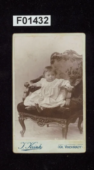 kabinetní portrétní vizitková fotografie