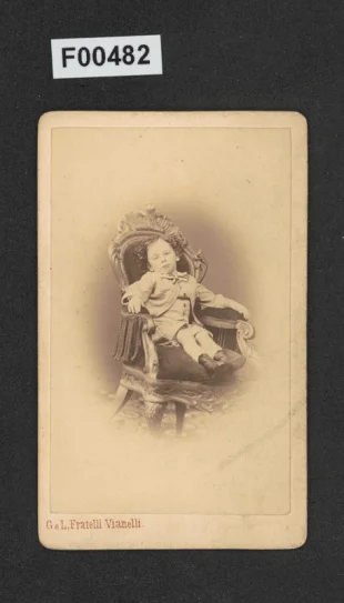 kabinetní portrétní vizitková fotografie