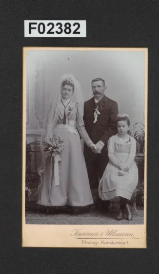 kabinetní portrétní vizitková fotografie