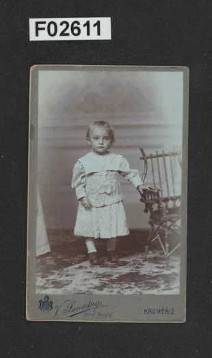 kabinetní portrétní vizitková fotografie