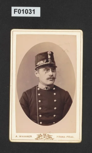 kabinetní portrétní vizitková fotografie