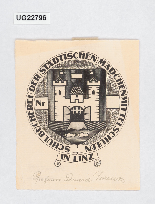 Schultücherei der städlischen Mädchenmittelschule in Linz
